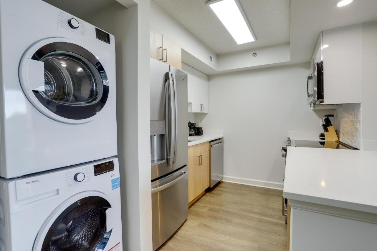 Modern & Charming Apt With Rooftop @Pentagon City Arlington Eksteriør bilde